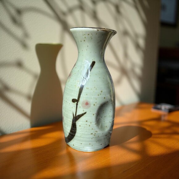 Japanese Ceramic Sake Bottle – 5" Tokkuri by Kotobuki – Hand-Painted Cherry Blos - Picture 1 of 6